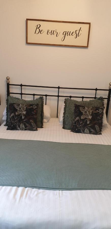 Monkton Court House B&B Гонитон Экстерьер фото