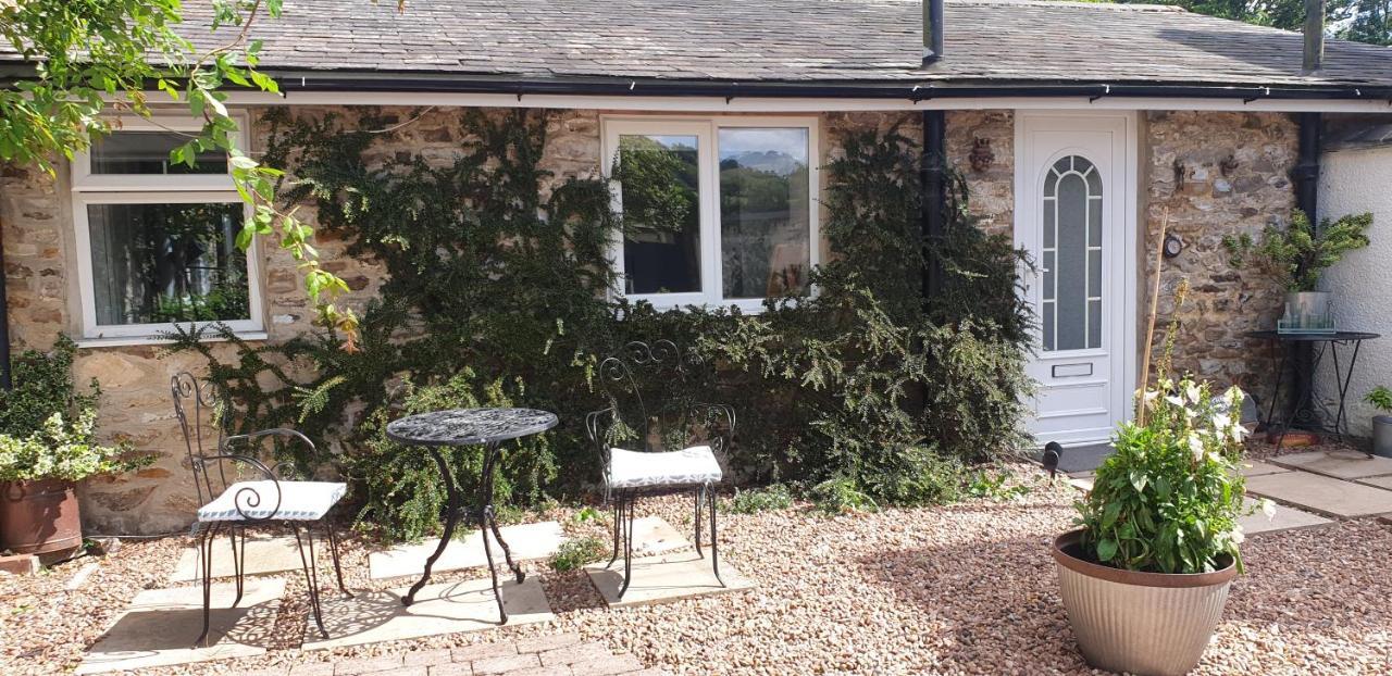 Monkton Court House B&B Гонитон Экстерьер фото